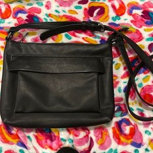 Universal Threads Crossbody